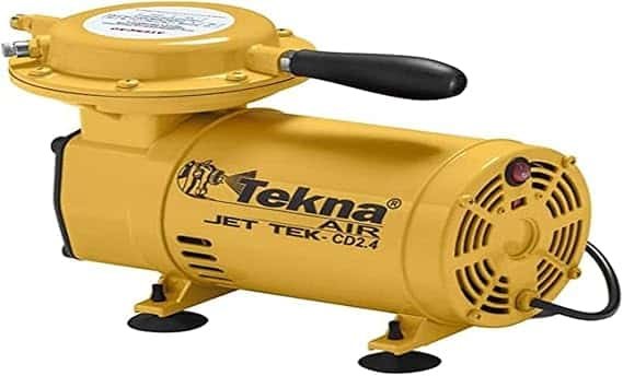 Tekna Compressor de Ar Direto 2.4 PCM CD2453B Bivolt ½ HP 50 PSI 135 L min Acompanha kit completo de acessórios – pronto para uso imediato Tekna - Compressor de Ar Direto 2.4 PCM – CD2453B | Bivolt | ½ HP | 50 PSI | 135 L/min | Acompanha kit completo de acessórios – pronto para uso imediato - Imagem 1